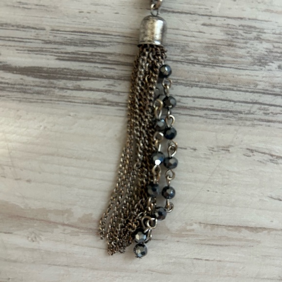 Black and silver beaded necklace - 32 inches long - Picture 4 of 5